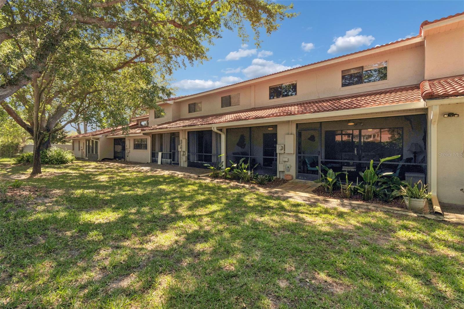 SANDPOINTE TWNHS SEC 05 - Residential