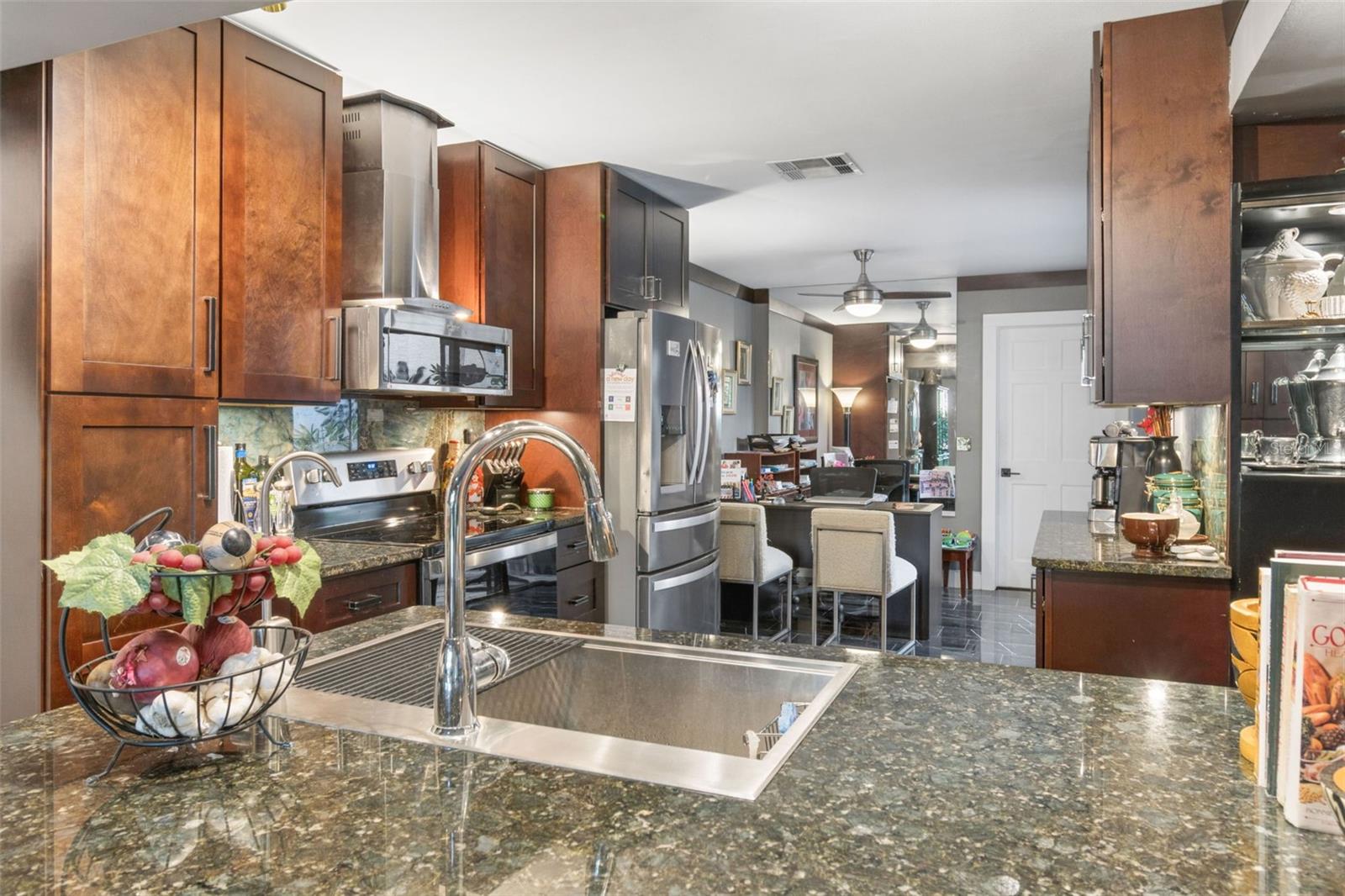 SANDPOINTE TWNHS SEC 05 - Residential