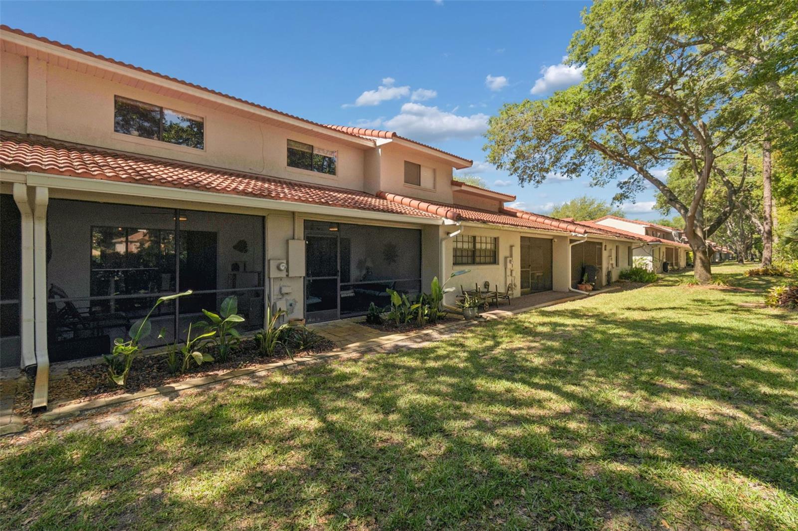 SANDPOINTE TWNHS SEC 05 - Residential