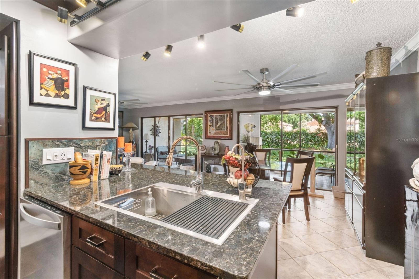 SANDPOINTE TWNHS SEC 05 - Residential