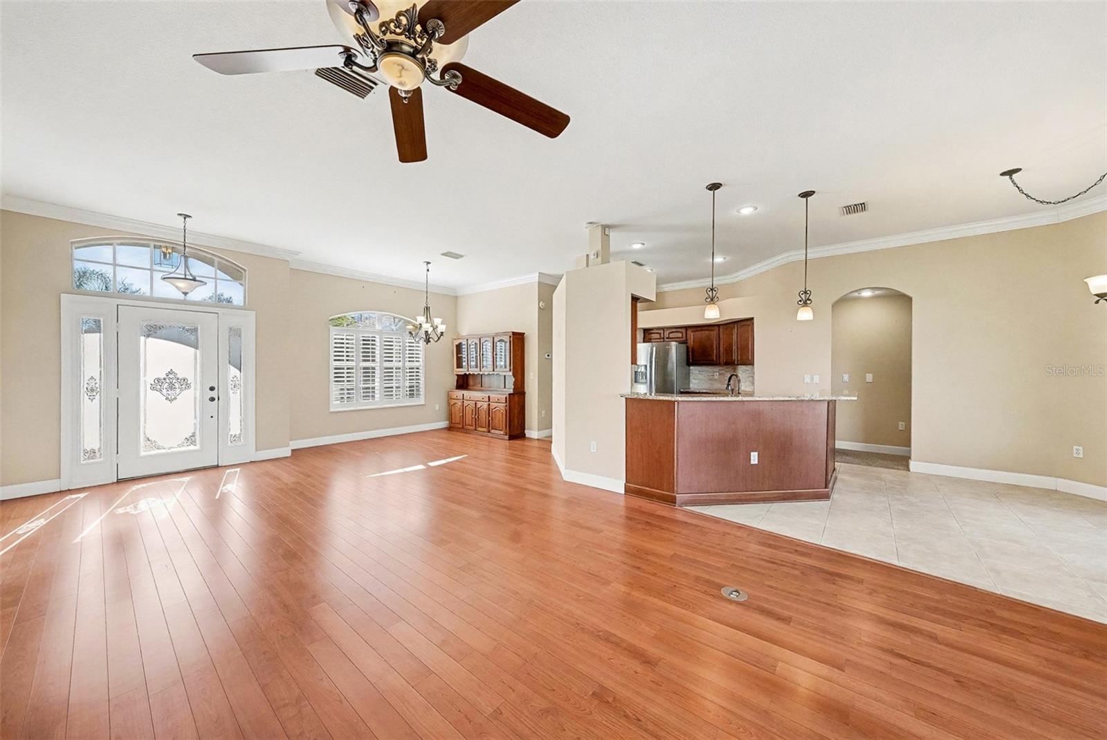 GROVES - Residential