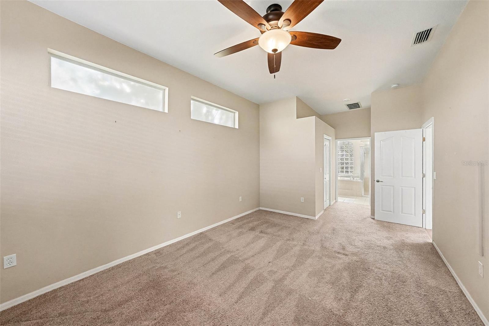 GROVES - Residential