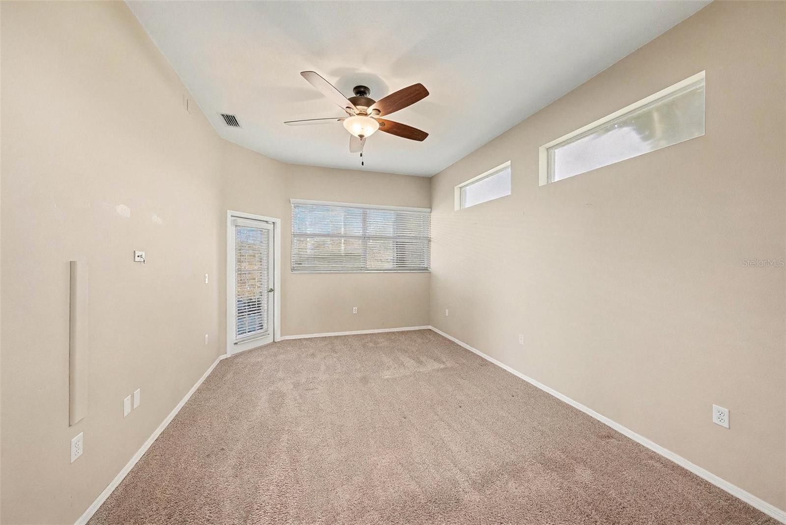 GROVES - Residential