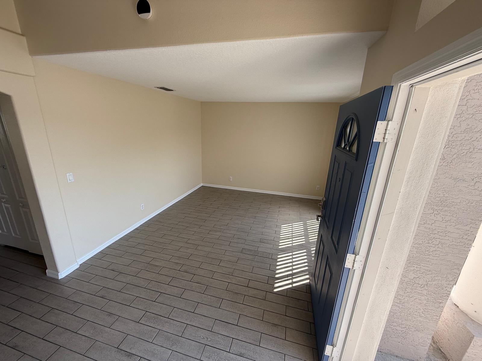 1115 FIDELMA COURT