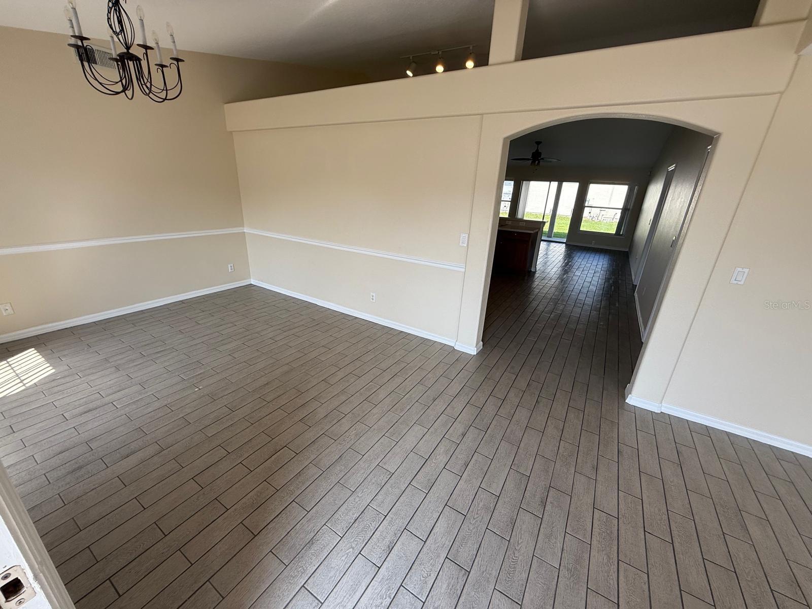 1115 FIDELMA COURT