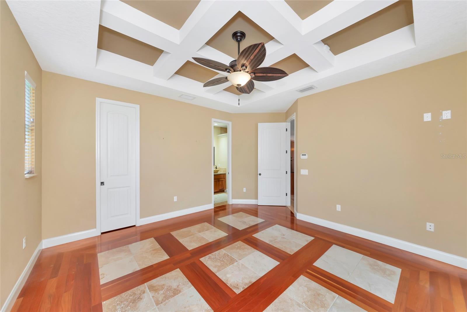 OAK VISTAS - Residential