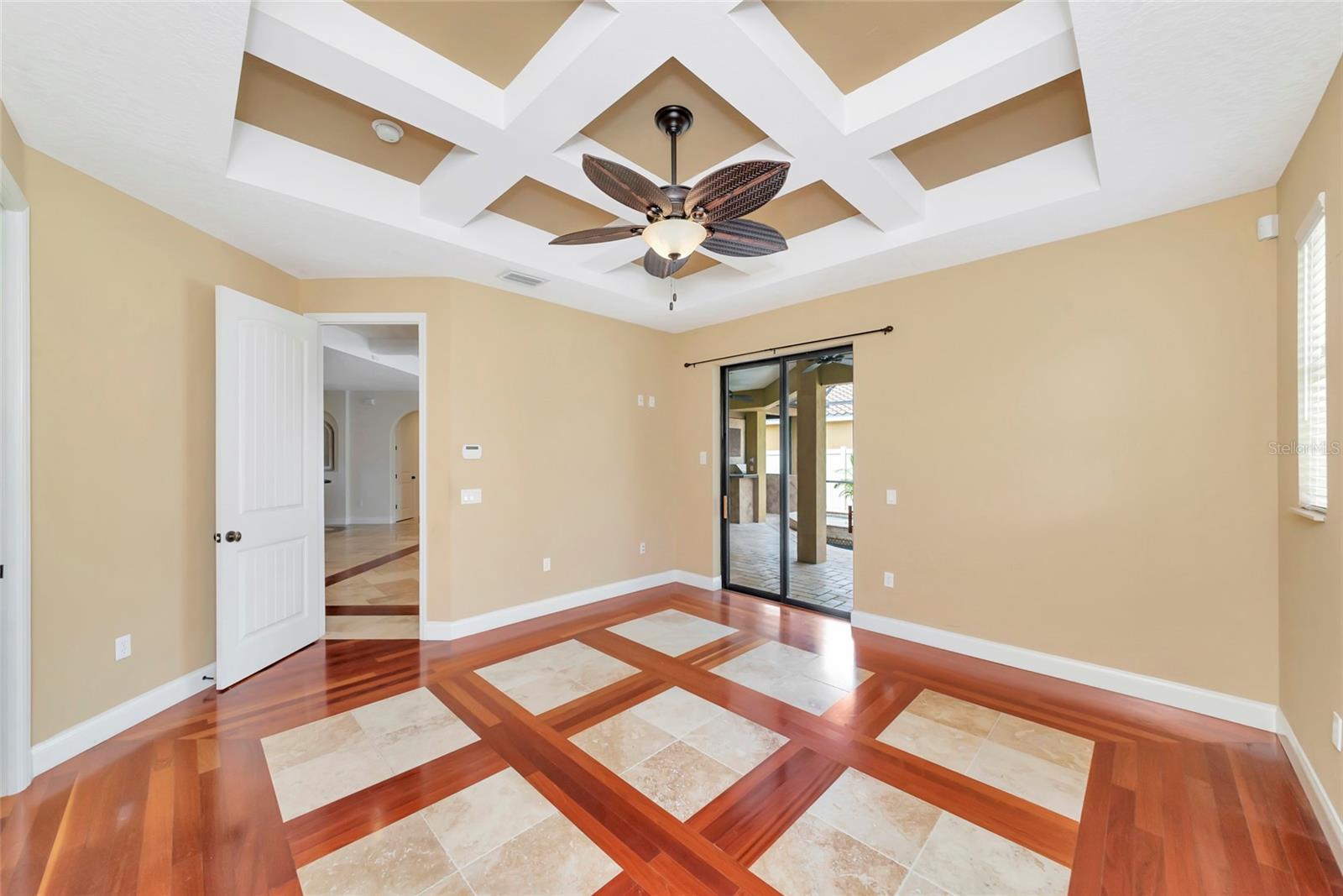 OAK VISTAS - Residential