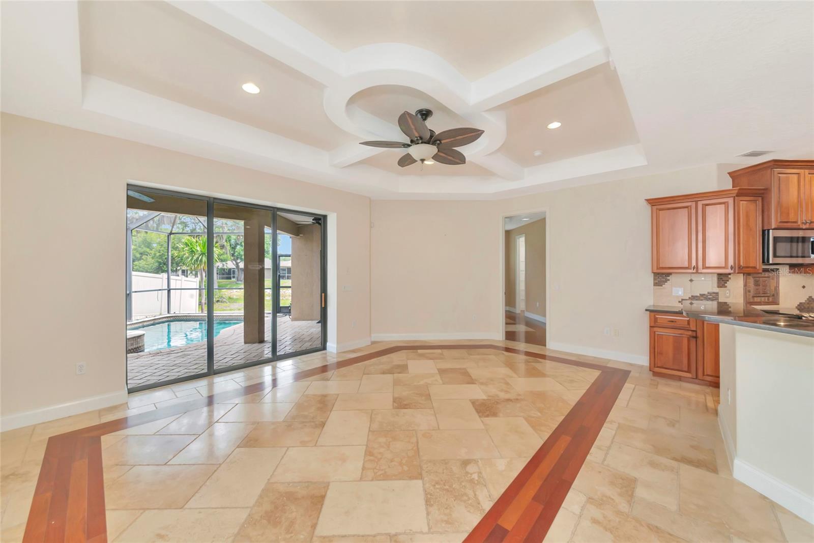 OAK VISTAS - Residential