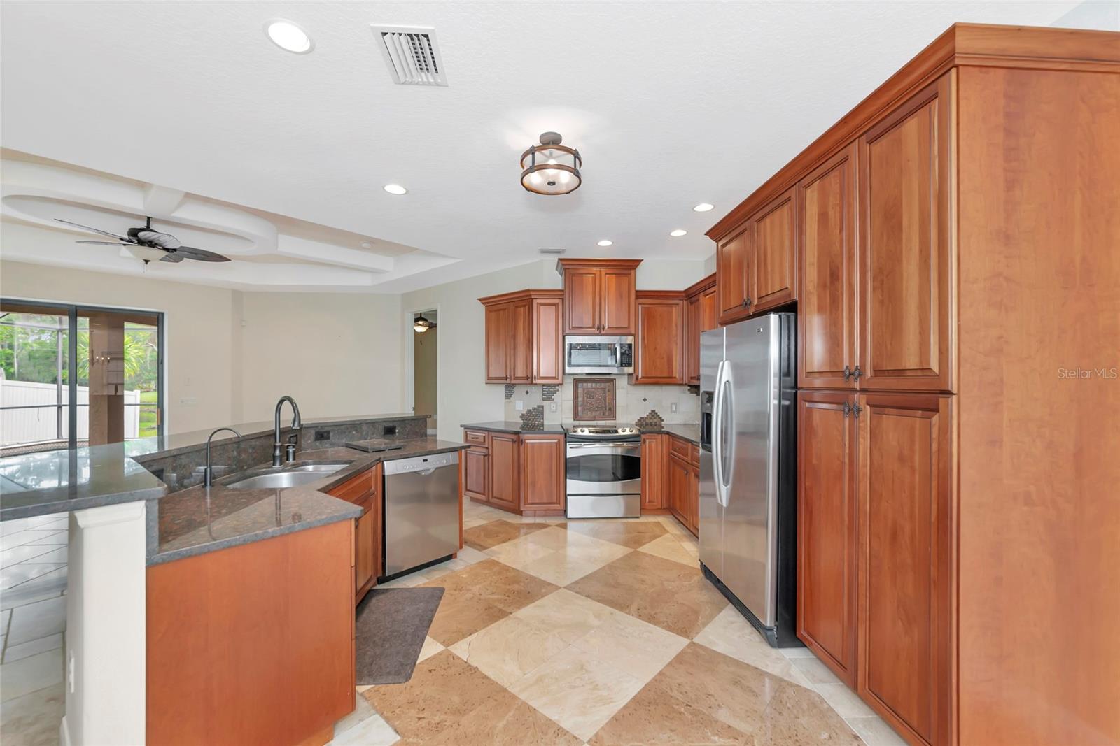 OAK VISTAS - Residential
