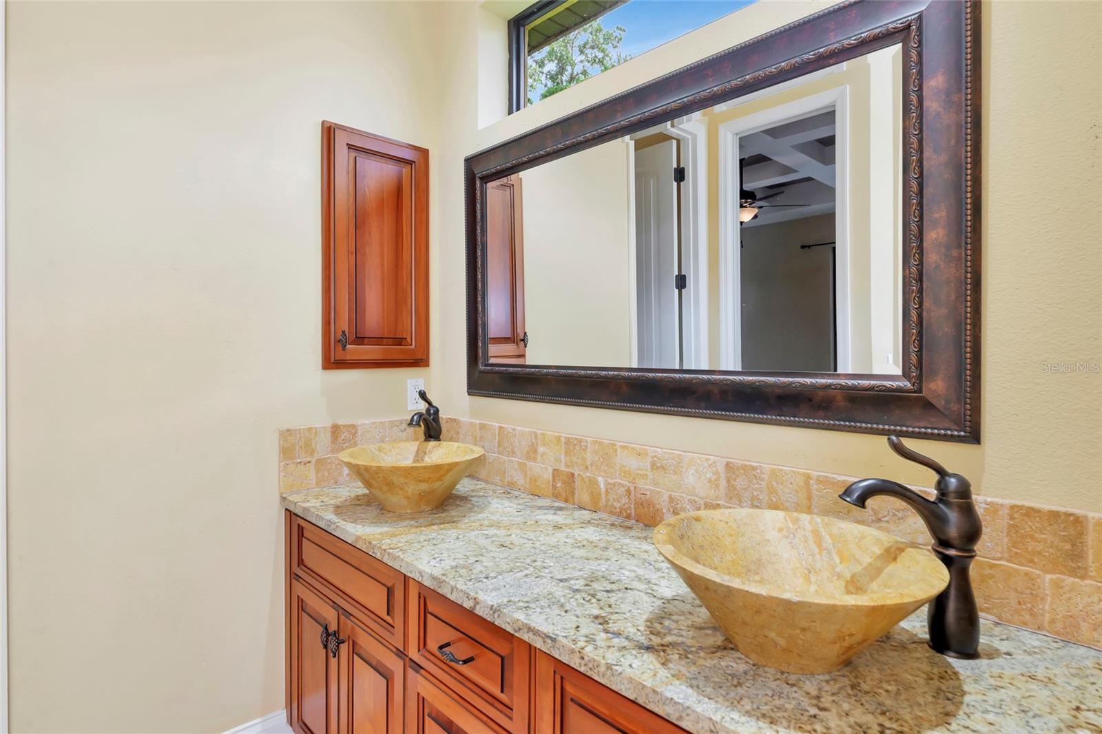 OAK VISTAS - Residential