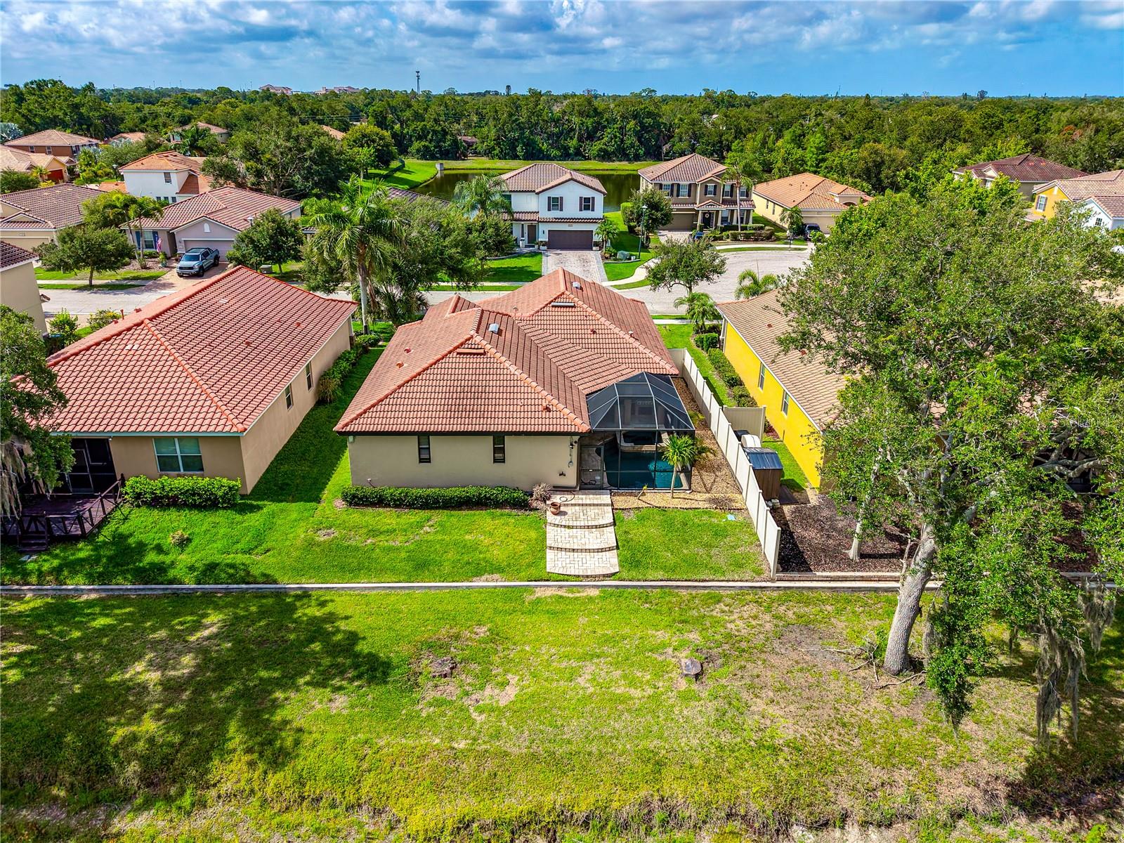 OAK VISTAS - Residential