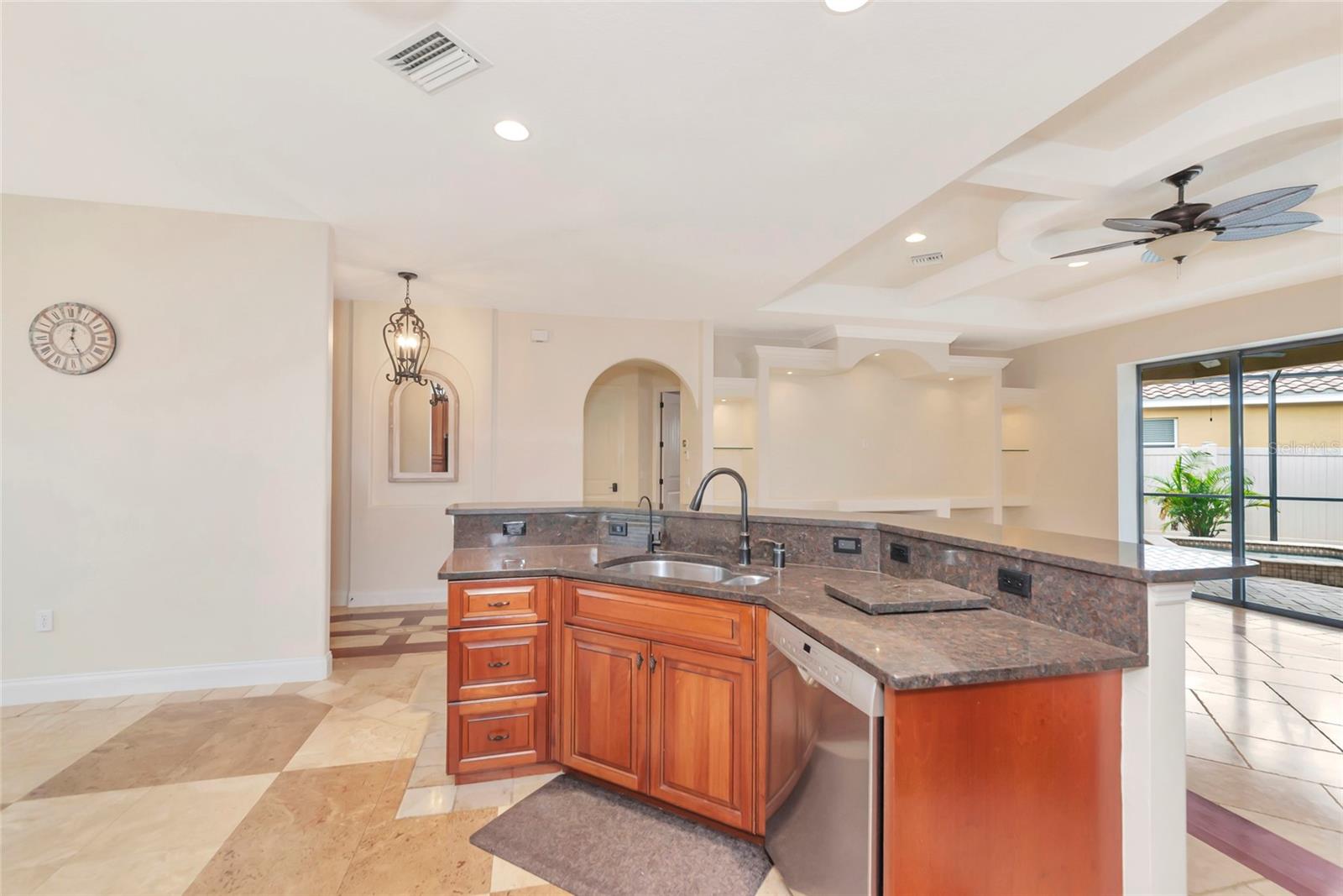 OAK VISTAS - Residential