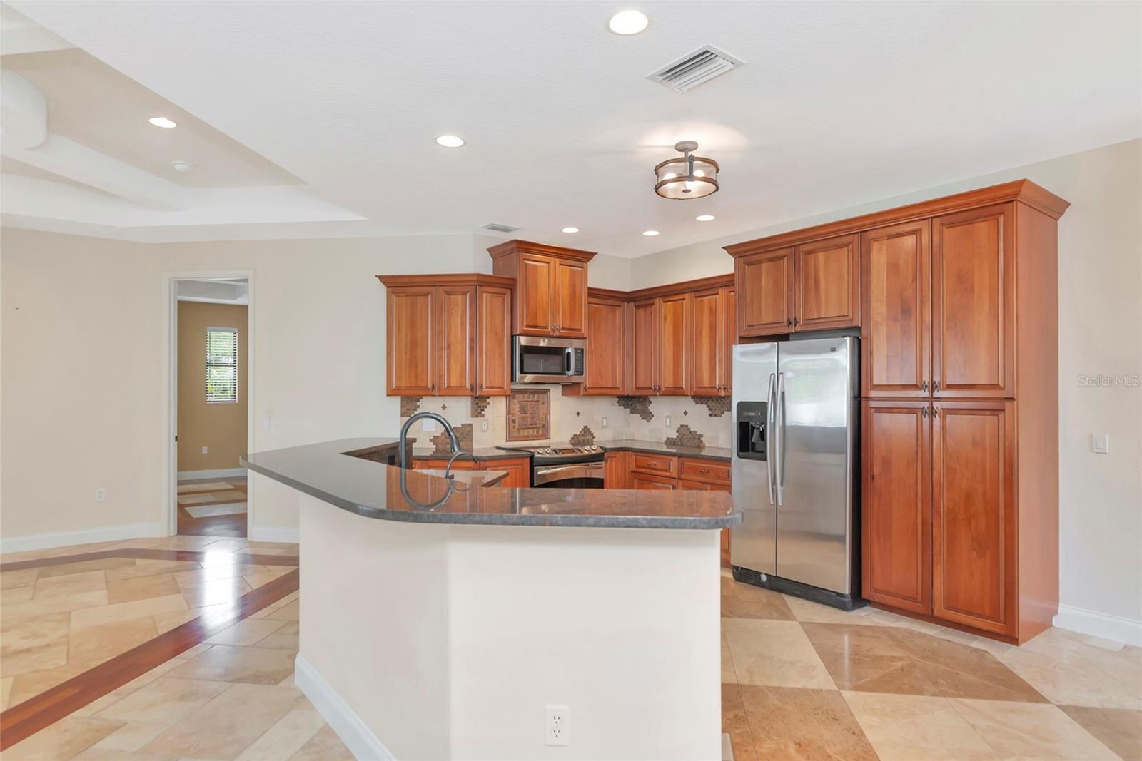 OAK VISTAS - Residential