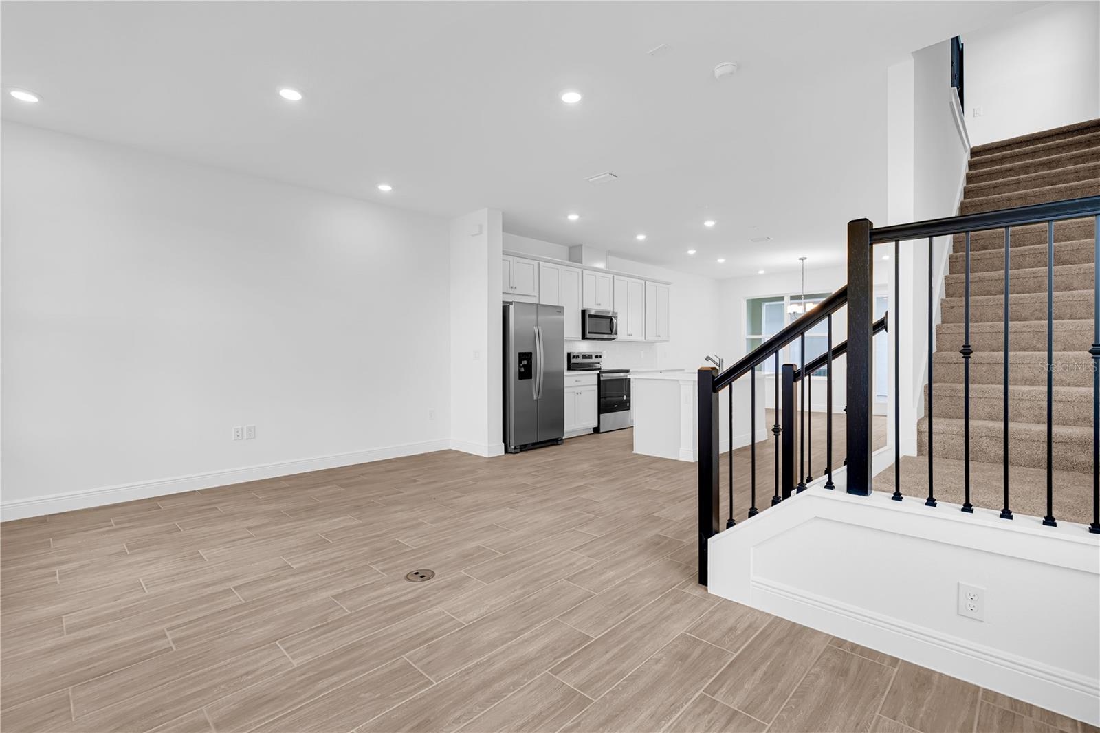 SERENADE/OVATION PH 1 - Residential Lease