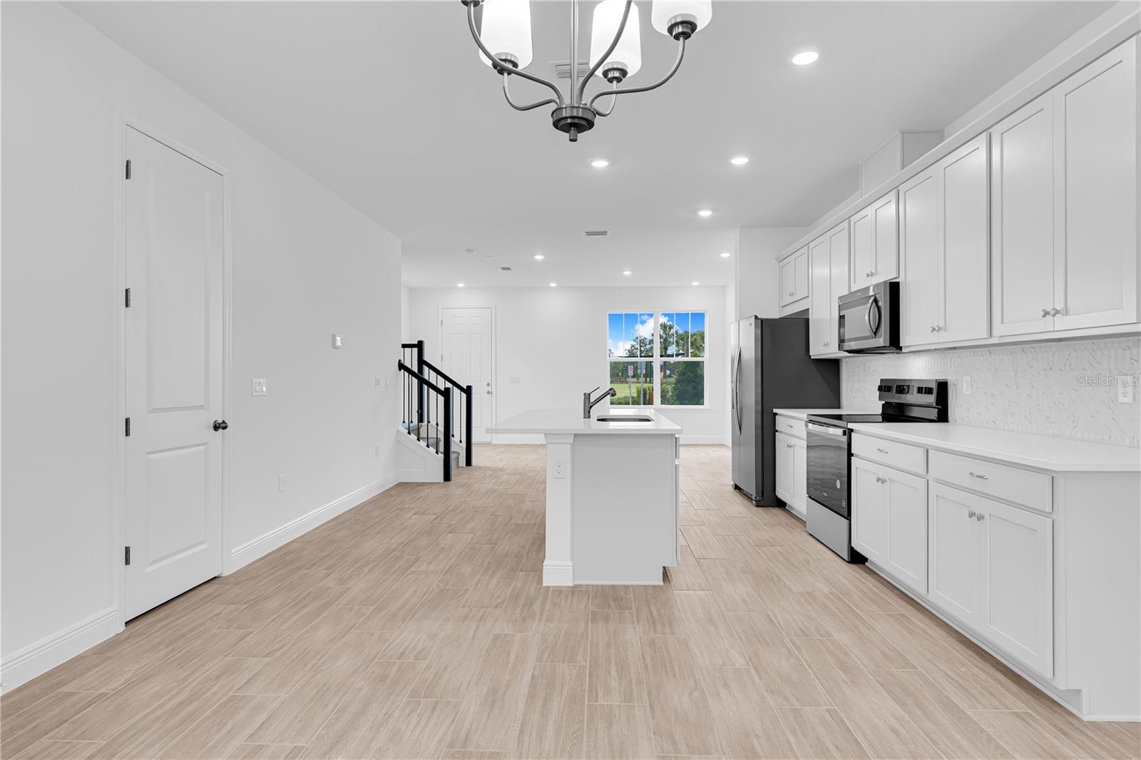 SERENADE/OVATION PH 1 - Residential Lease