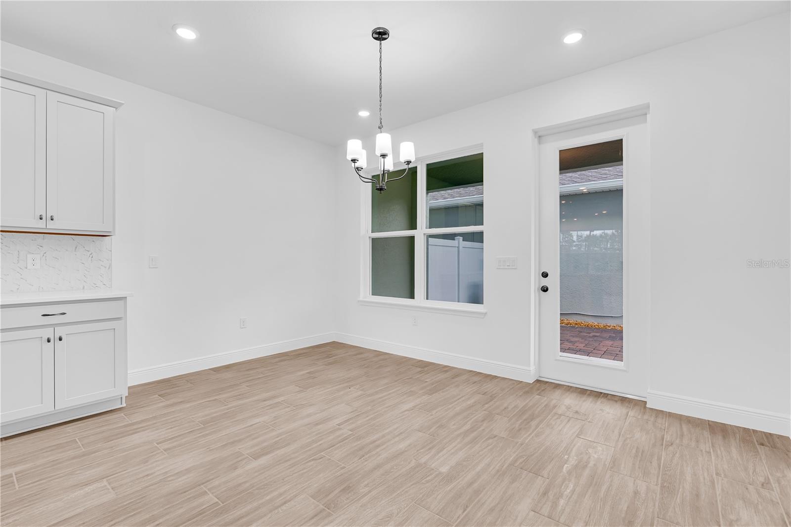 SERENADE/OVATION PH 1 - Residential Lease