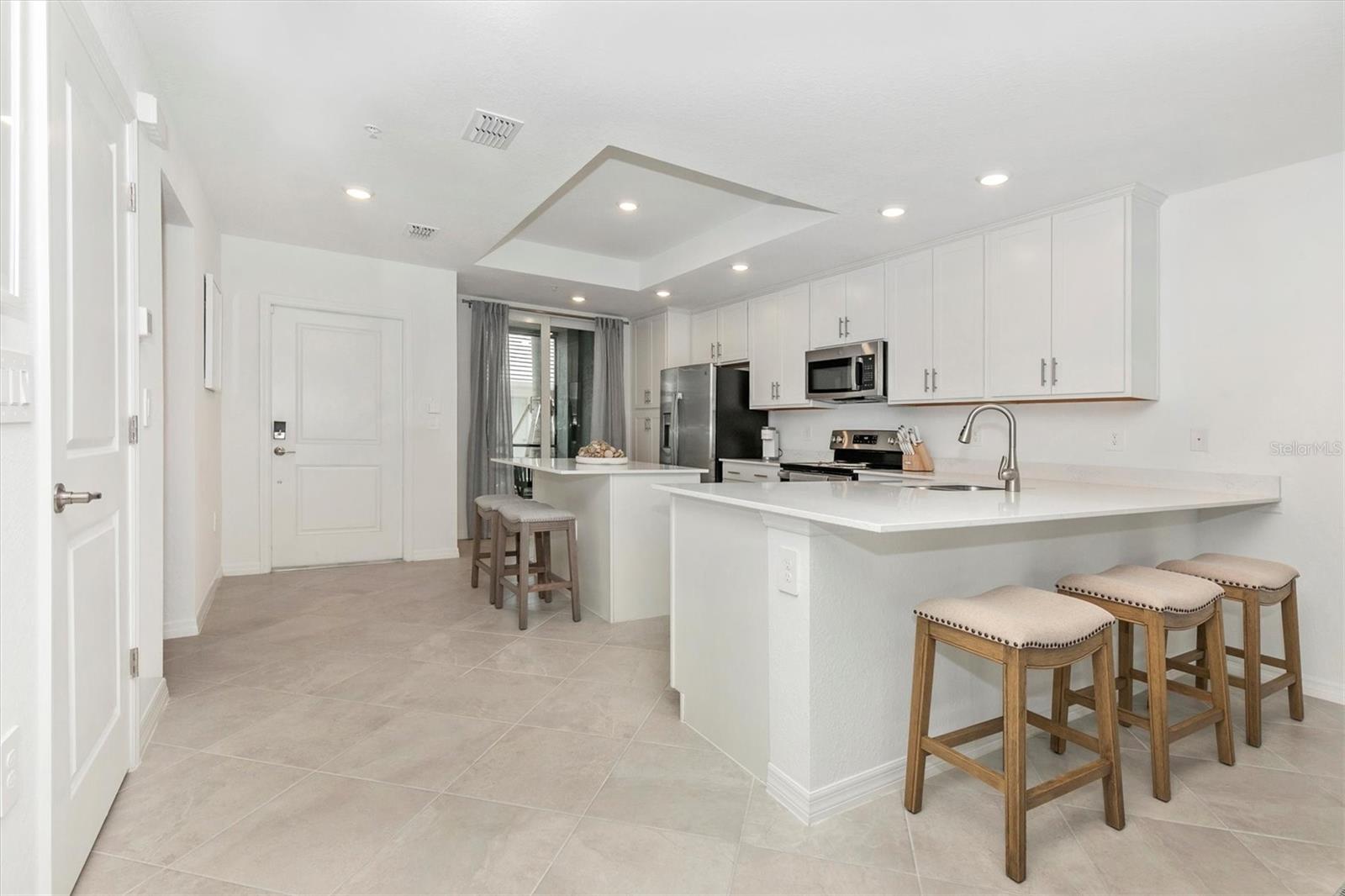 WELLEN PARK GOLF & COUNTRY CLUB - Residential Lease