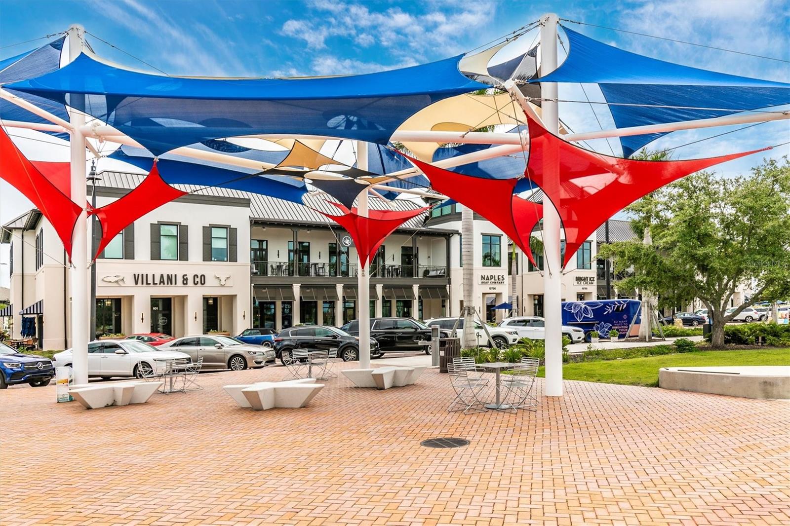 WELLEN PARK GOLF & COUNTRY CLUB - Residential Lease