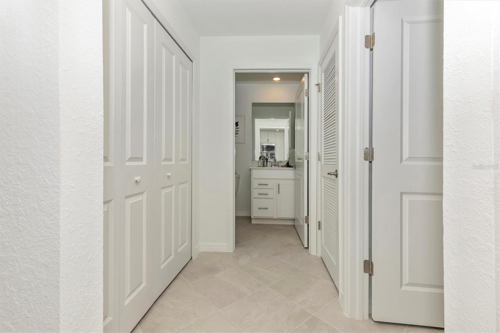 WELLEN PARK GOLF & COUNTRY CLUB - Residential Lease