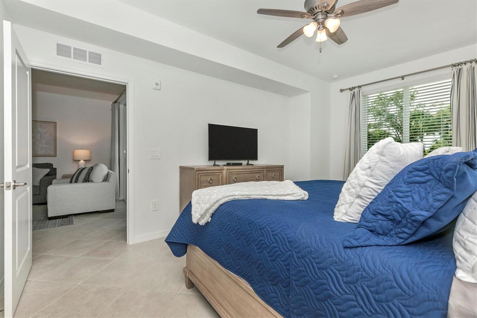 WELLEN PARK GOLF & COUNTRY CLUB - Residential Lease