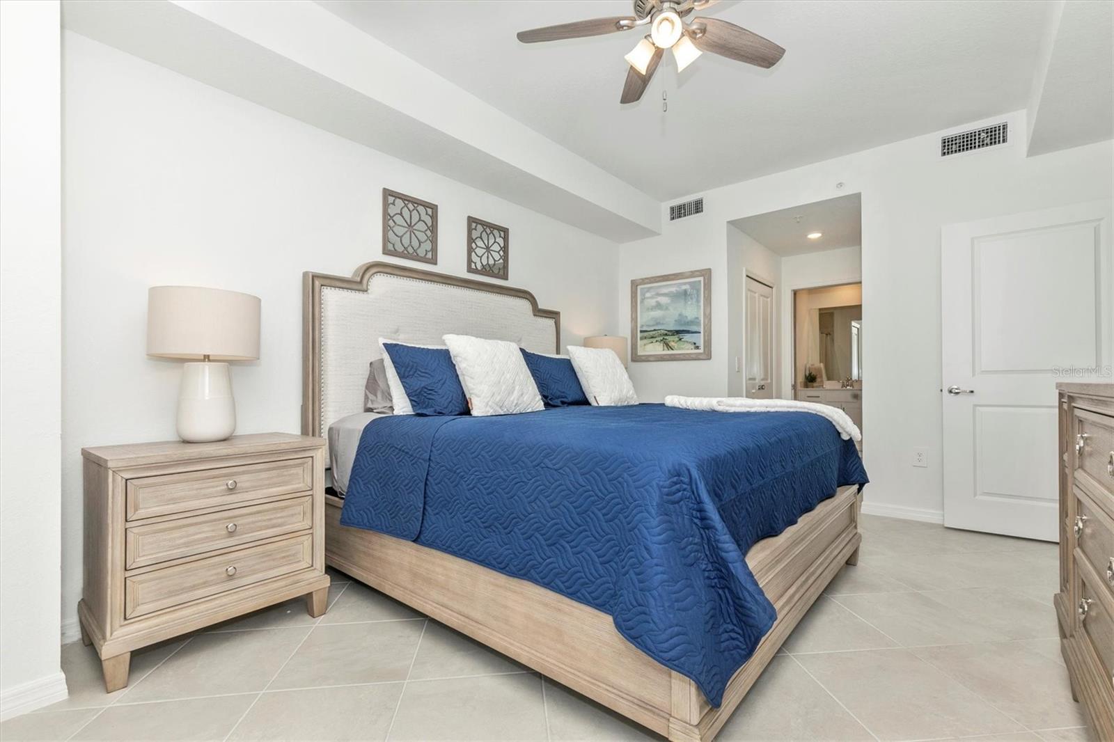 WELLEN PARK GOLF & COUNTRY CLUB - Residential Lease