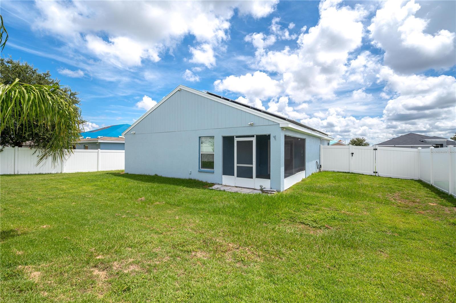 2020 HORSECREEK LANE