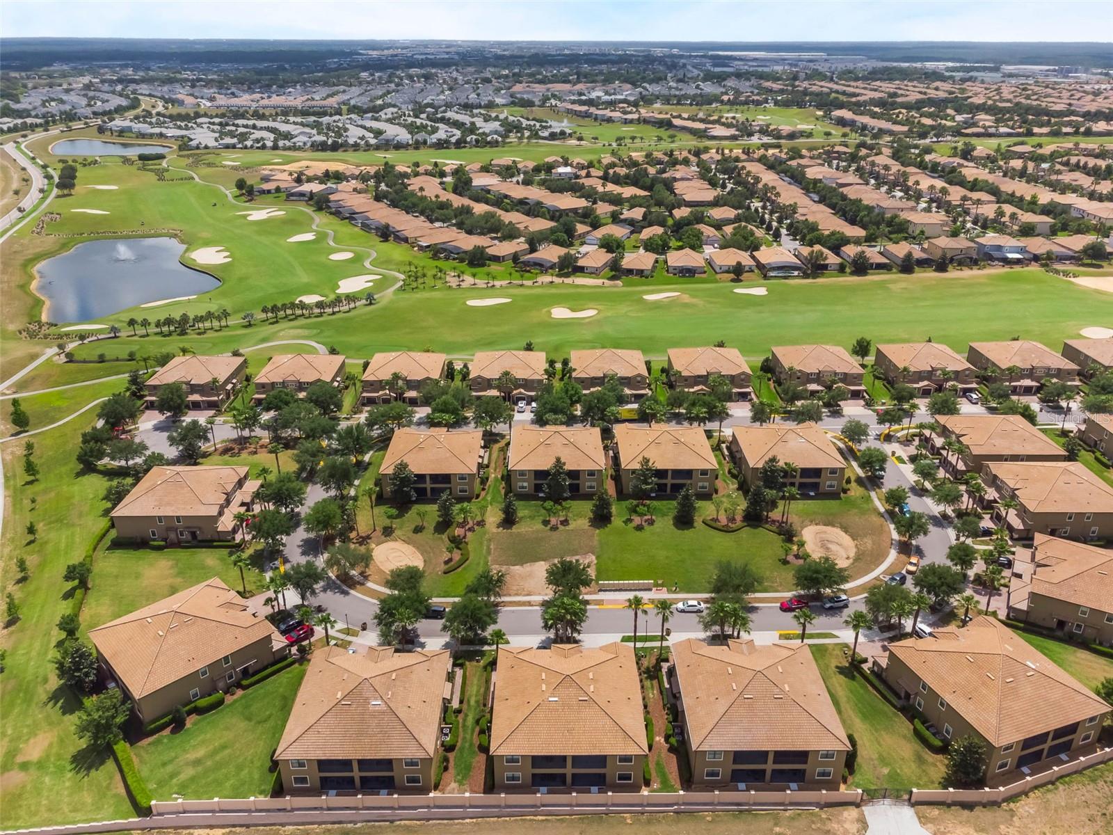 CHAMPIONS CLUB CONDO PH 6 - Residential