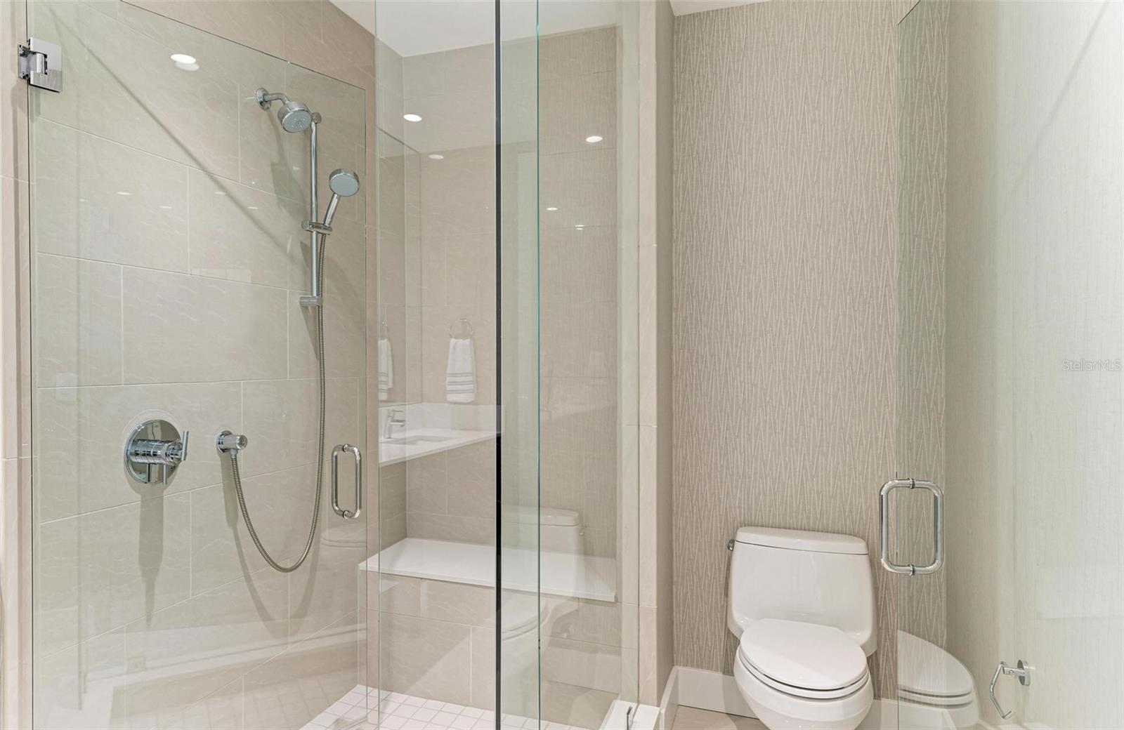 VUE SARASOTA BAY - Residential