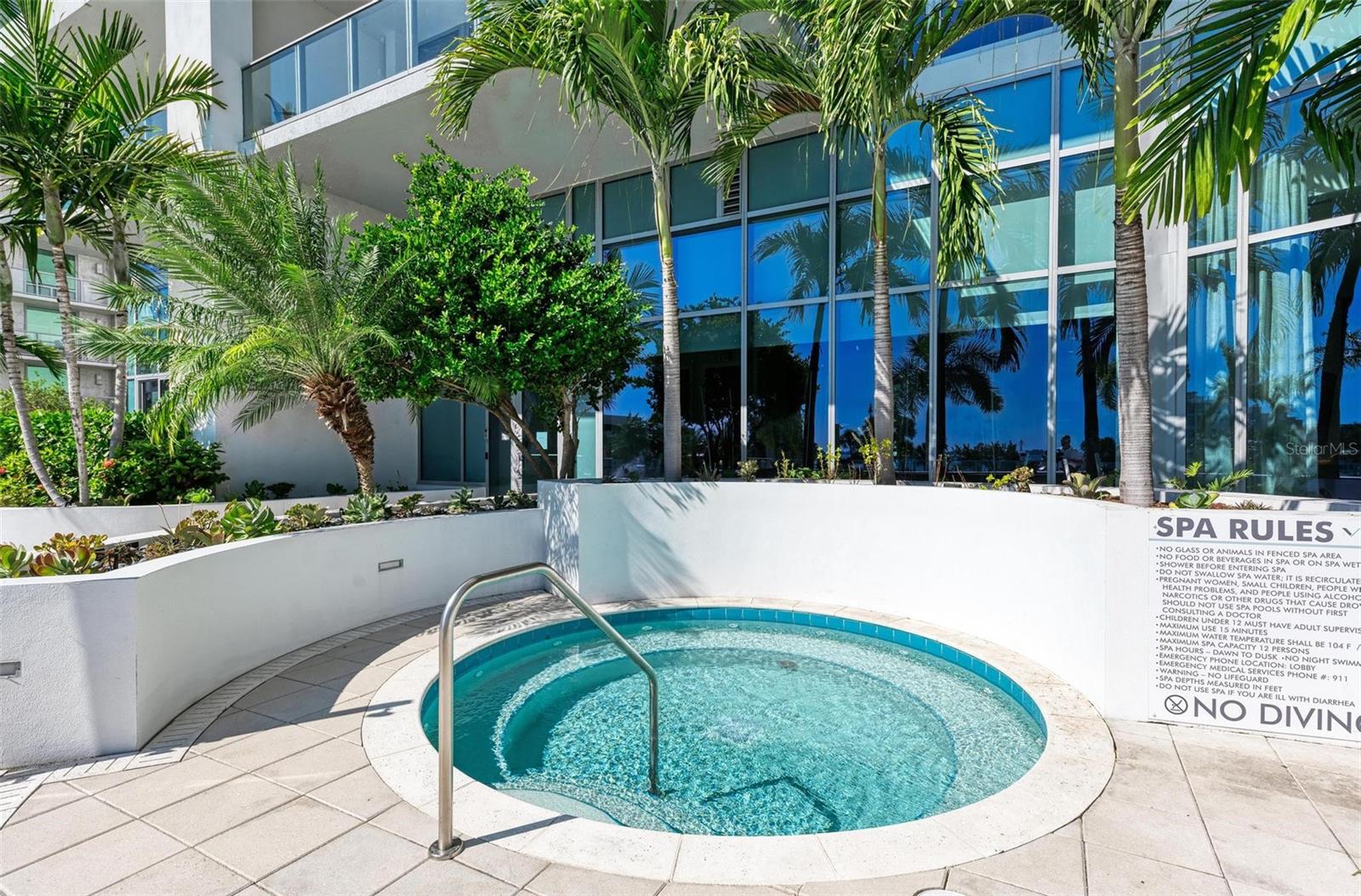 VUE SARASOTA BAY - Residential