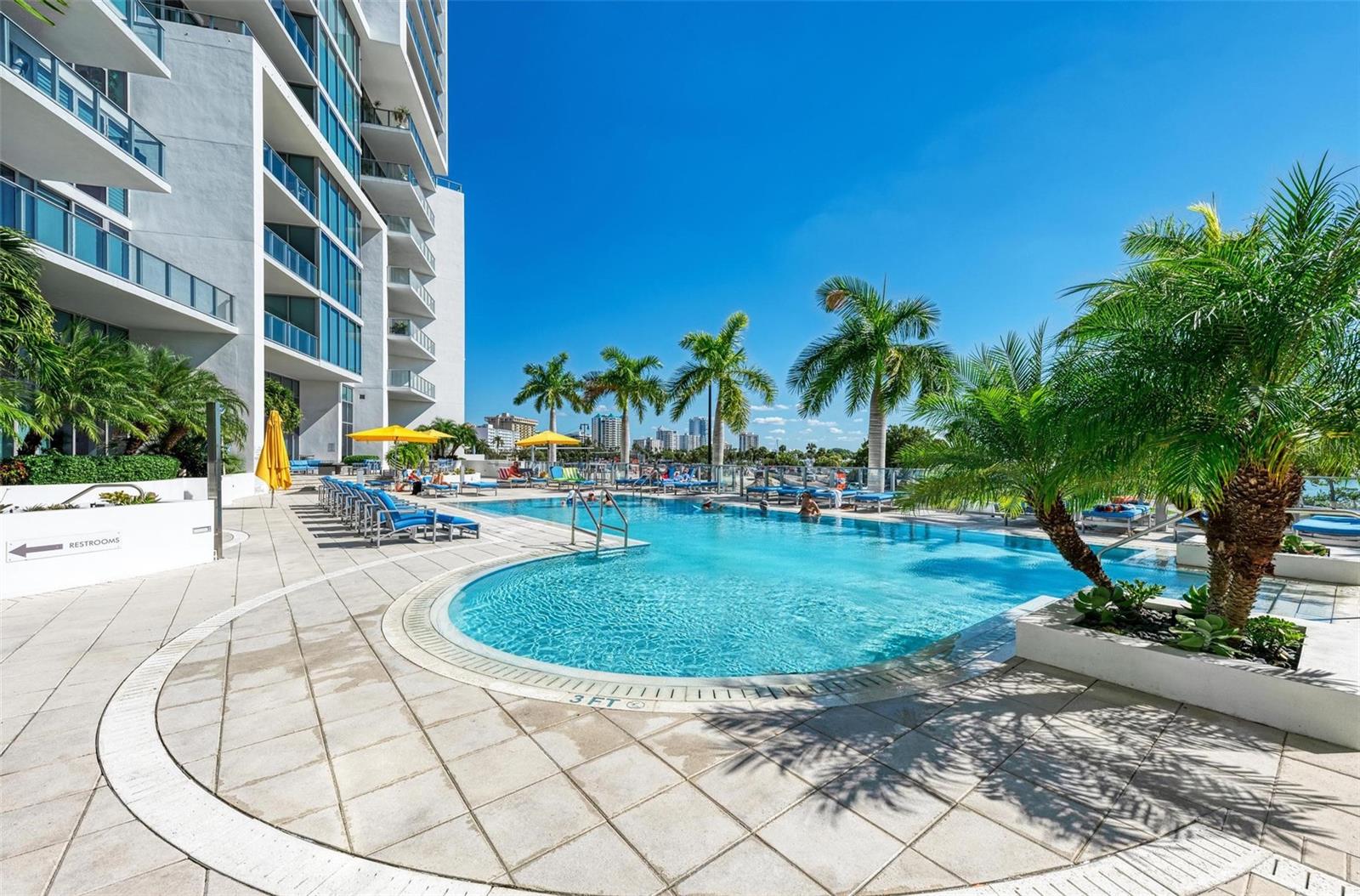 VUE SARASOTA BAY - Residential