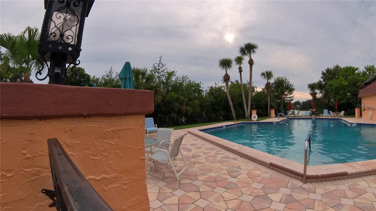 FLORAL LAKES - Residential