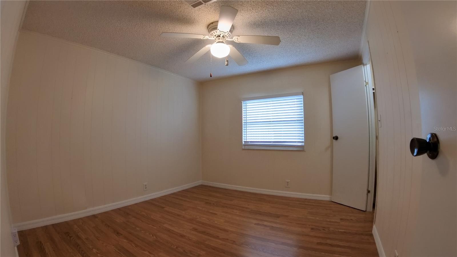 FLORAL LAKES - Residential
