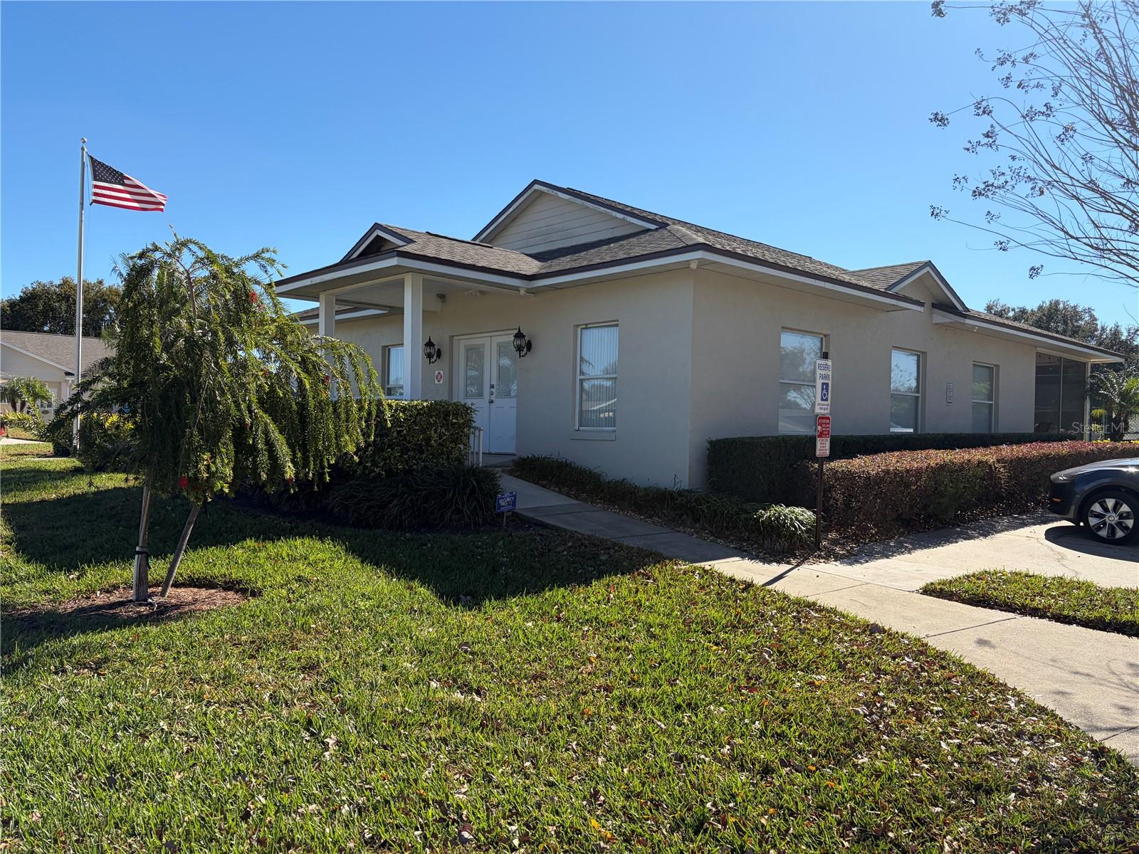 TOWNHOMES VILLAGE - Residential