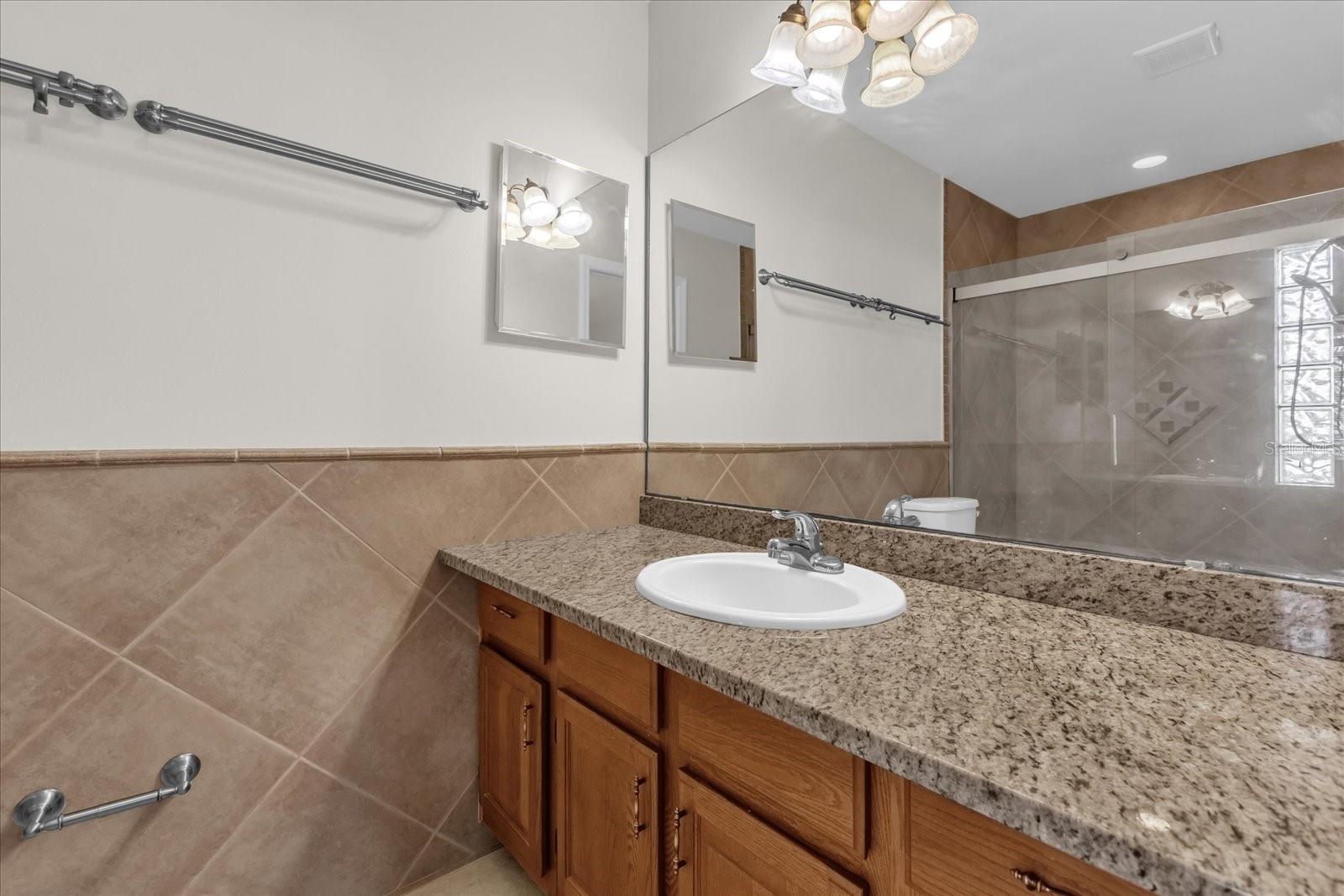 TOWNHOMES VILLAGE - Residential