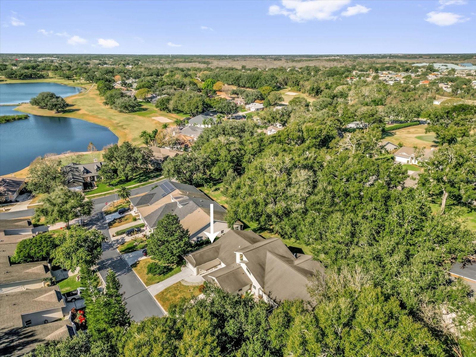 TOWNHOMES VILLAGE - Residential