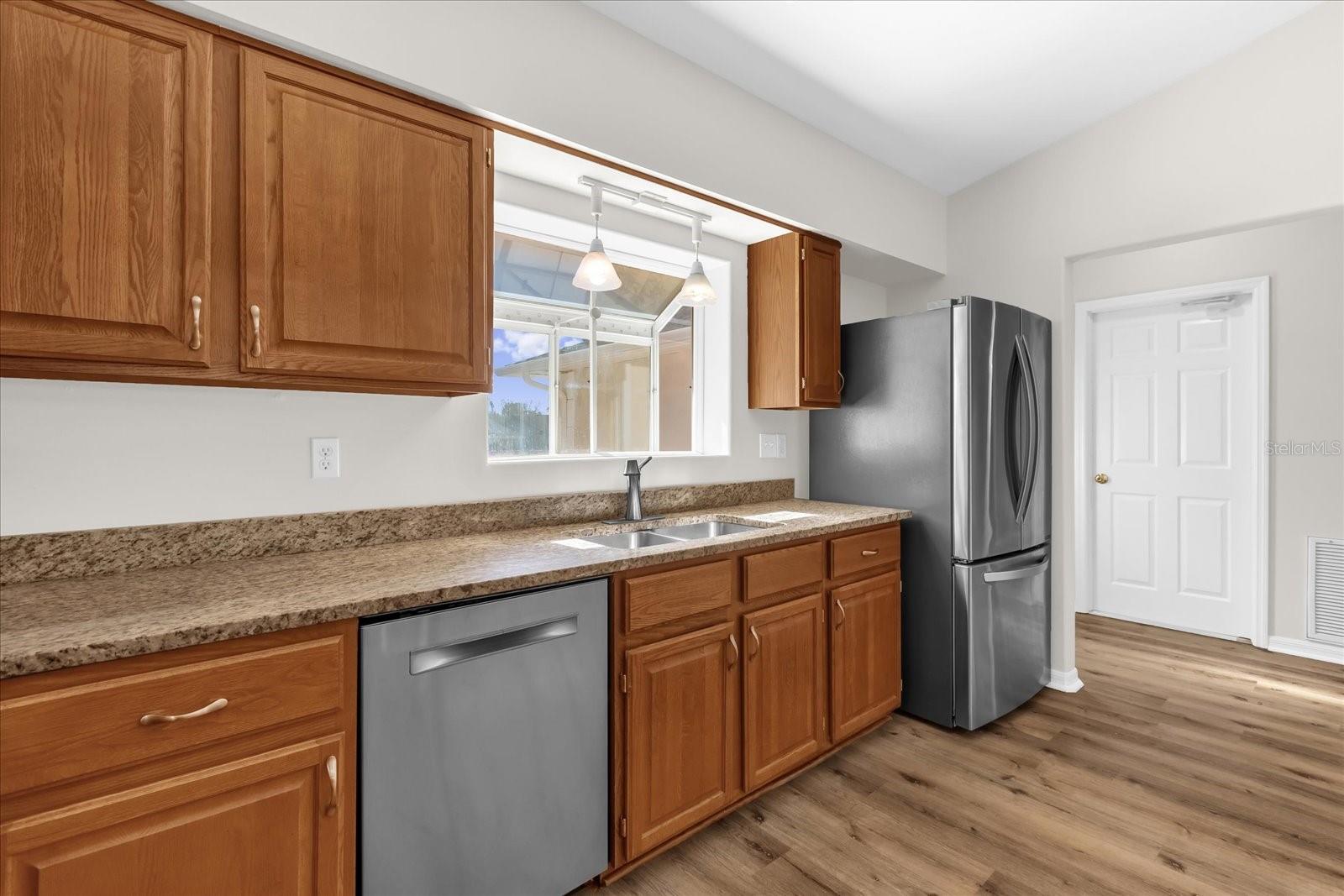 TOWNHOMES VILLAGE - Residential