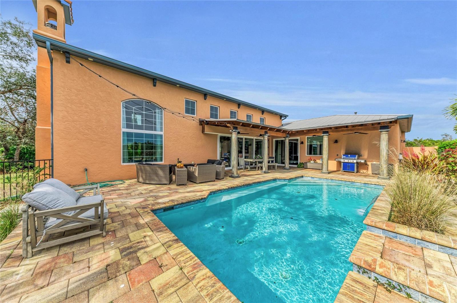 HERONS COVE - Residential