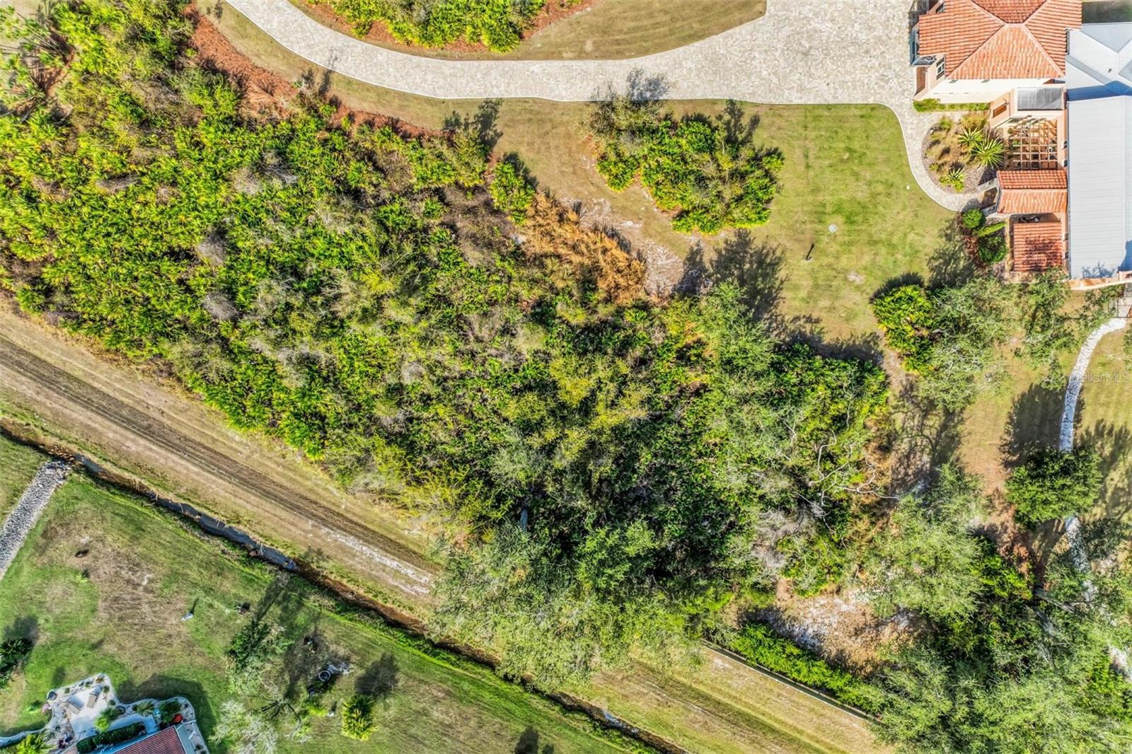 HERONS COVE - Residential