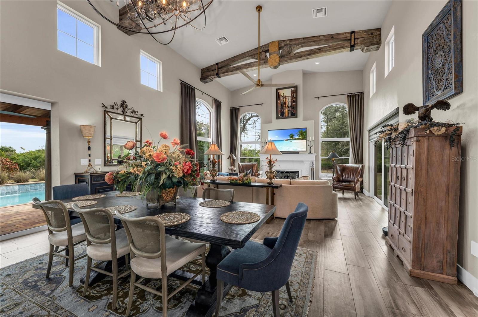 HERONS COVE - Residential