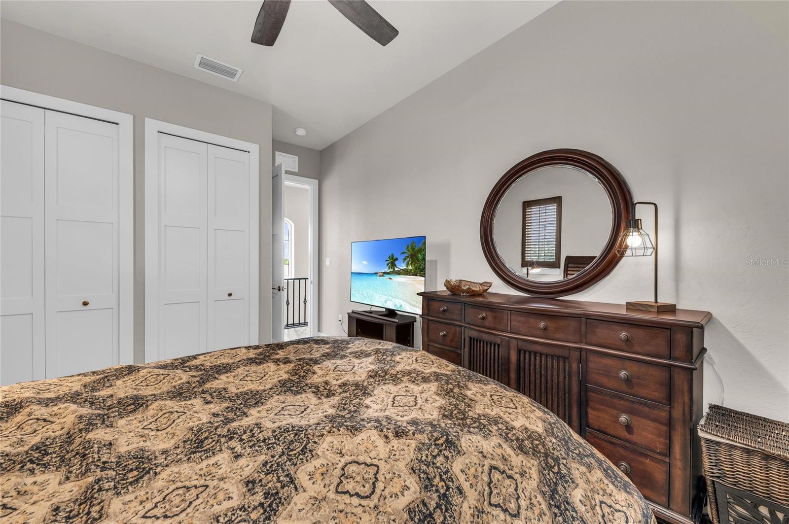 HERONS COVE - Residential