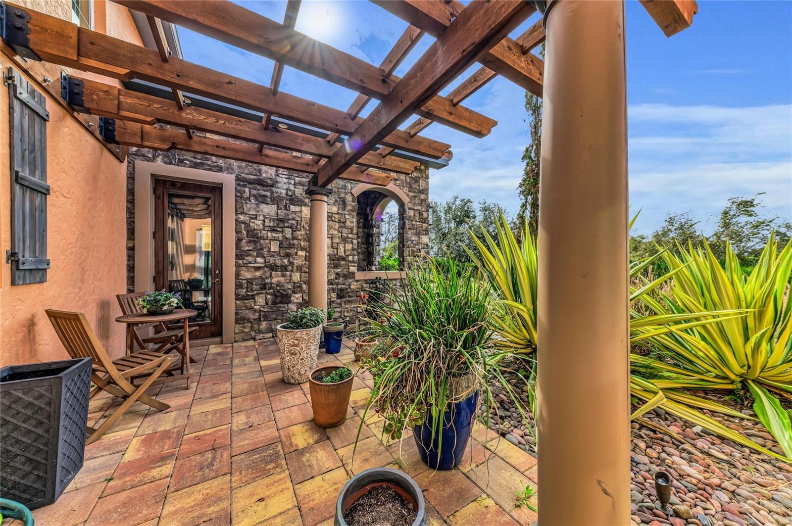 HERONS COVE - Residential