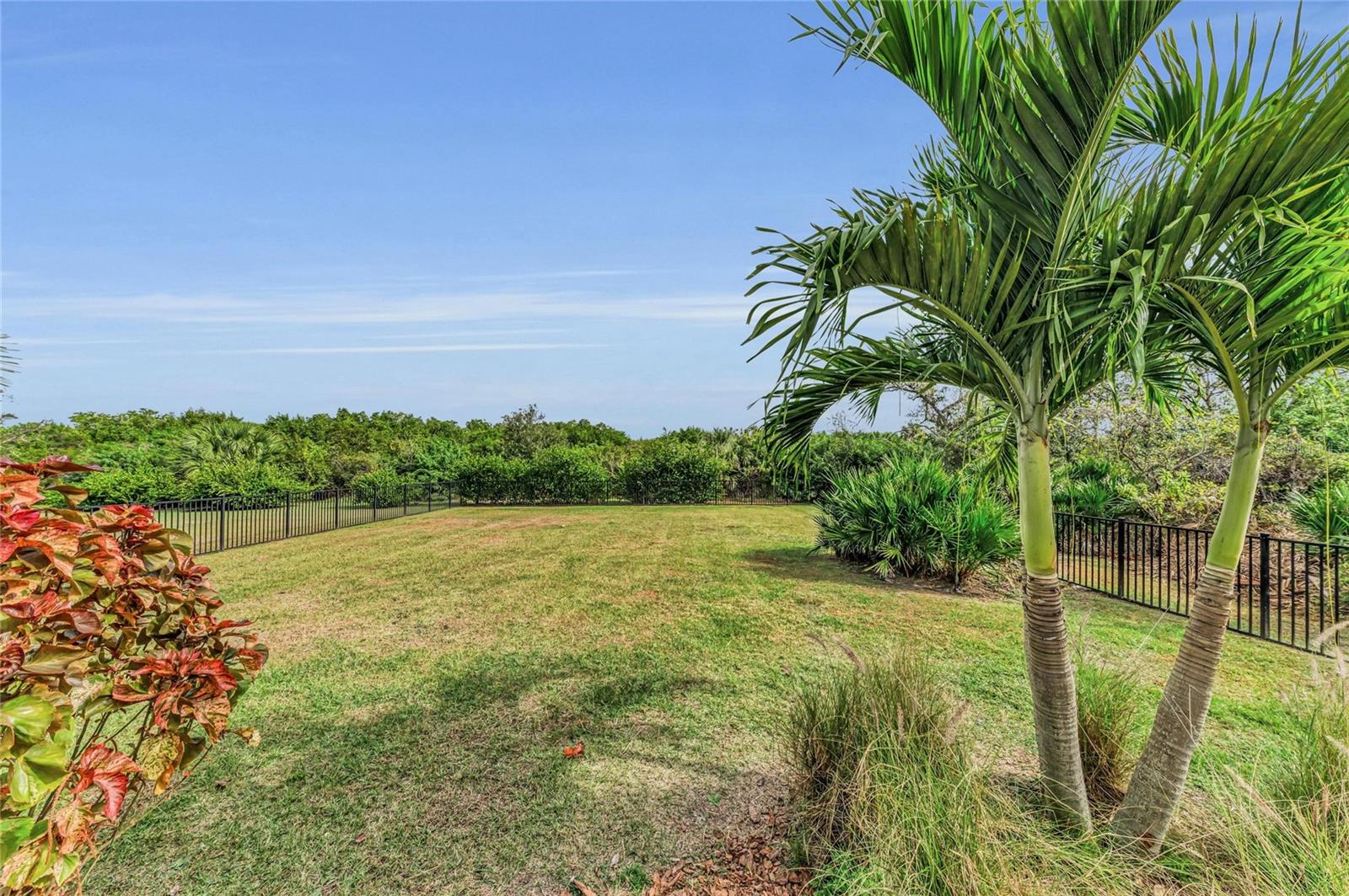 HERONS COVE - Residential