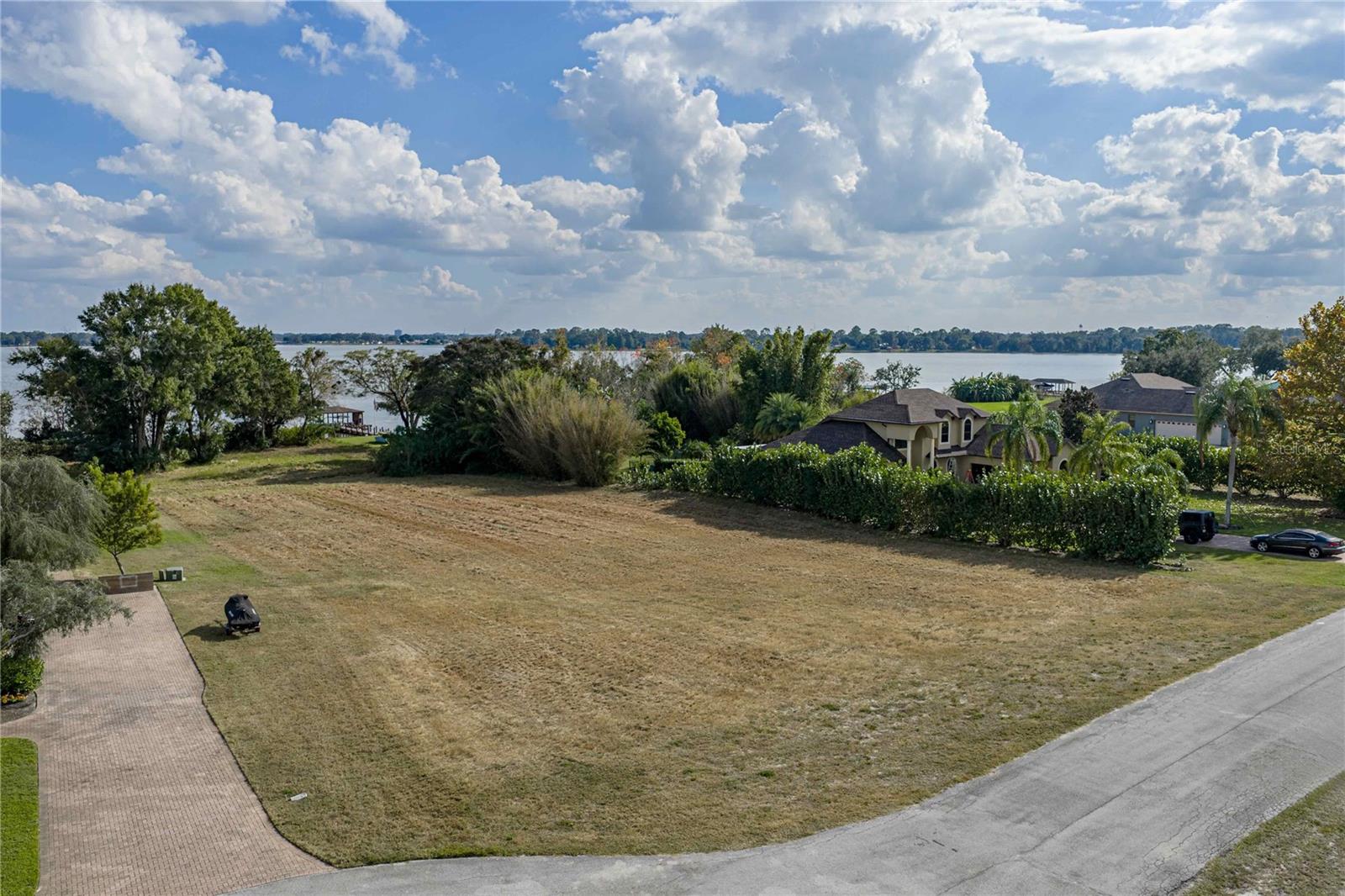 KENNWOOD ON LAKE OWNER'S ASSOCIATION, INC - Land