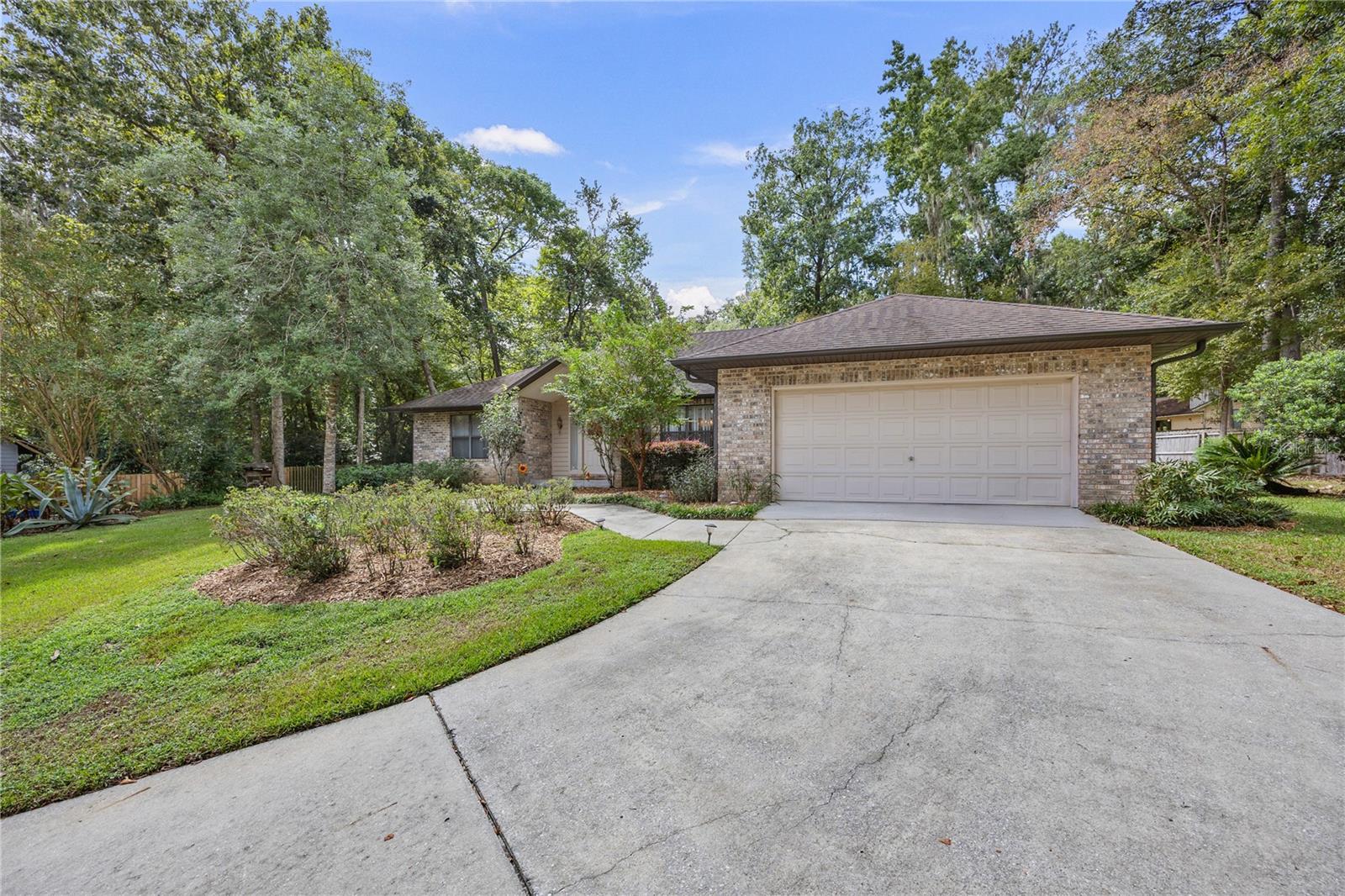 OAK CREST ESTATE ADD #2 - Residential