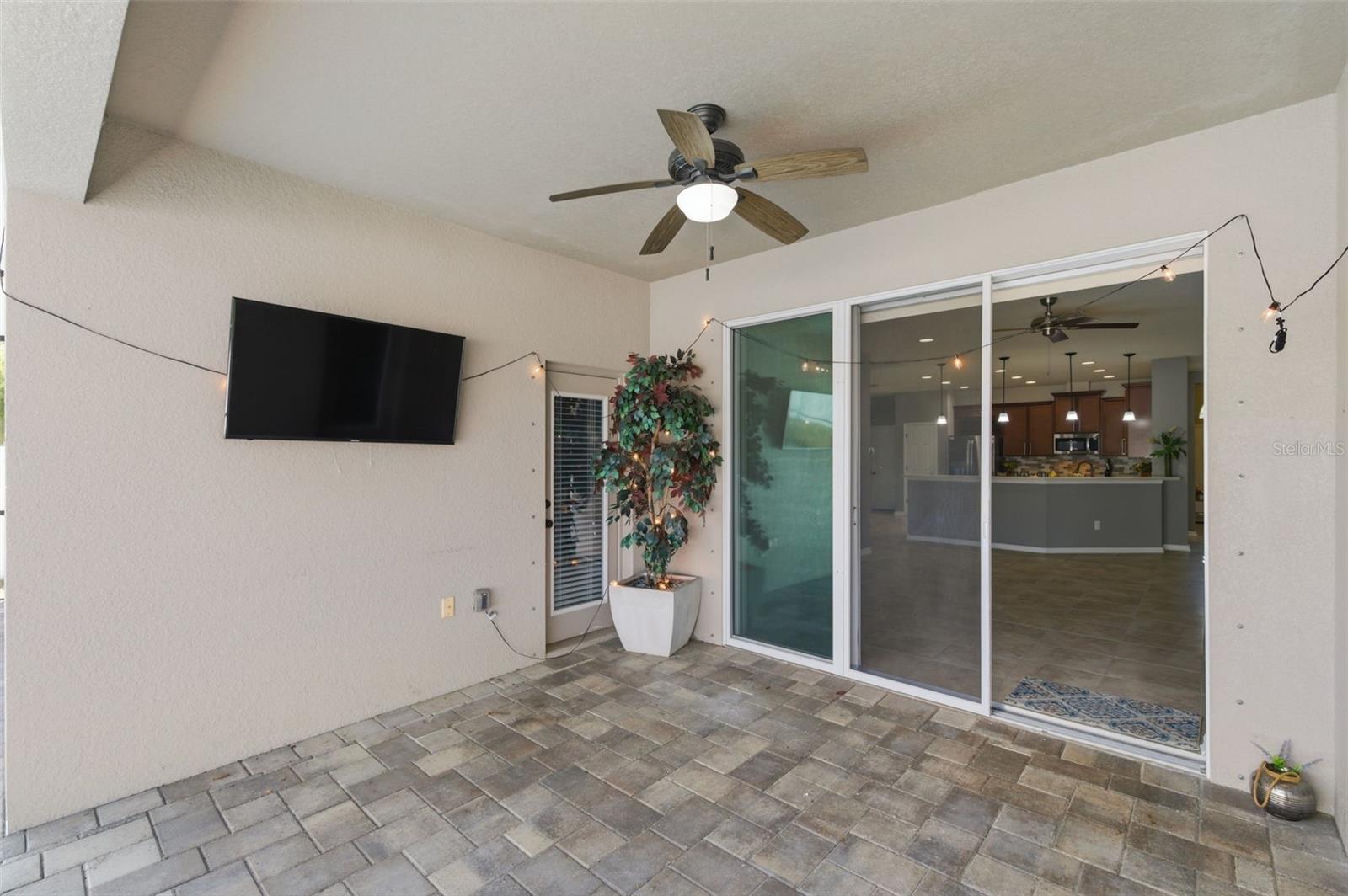 WATERS EDGE - Residential