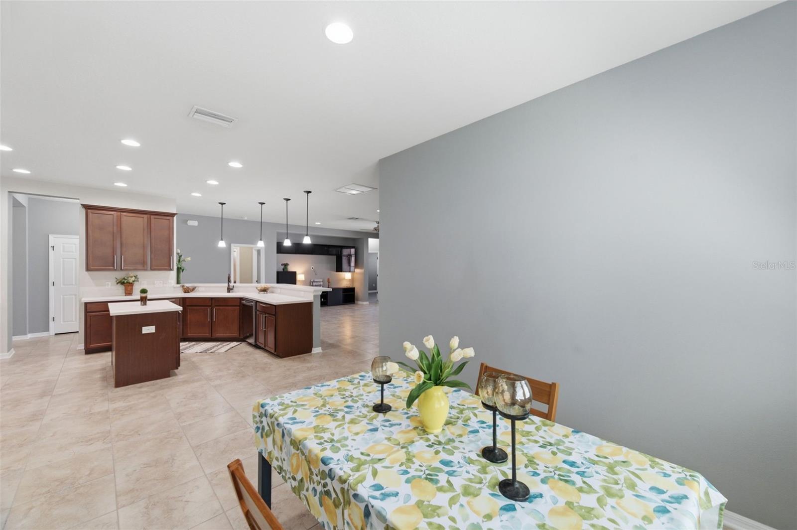 WATERS EDGE - Residential