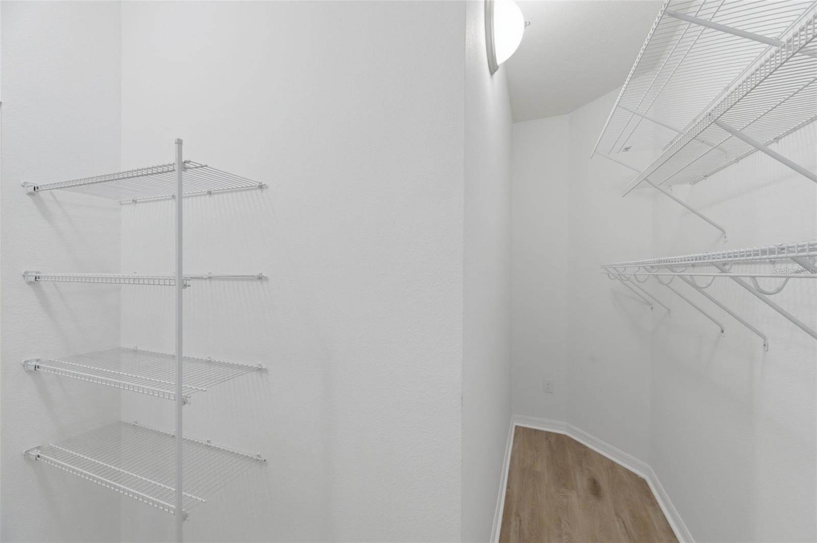 WATERS EDGE - Residential