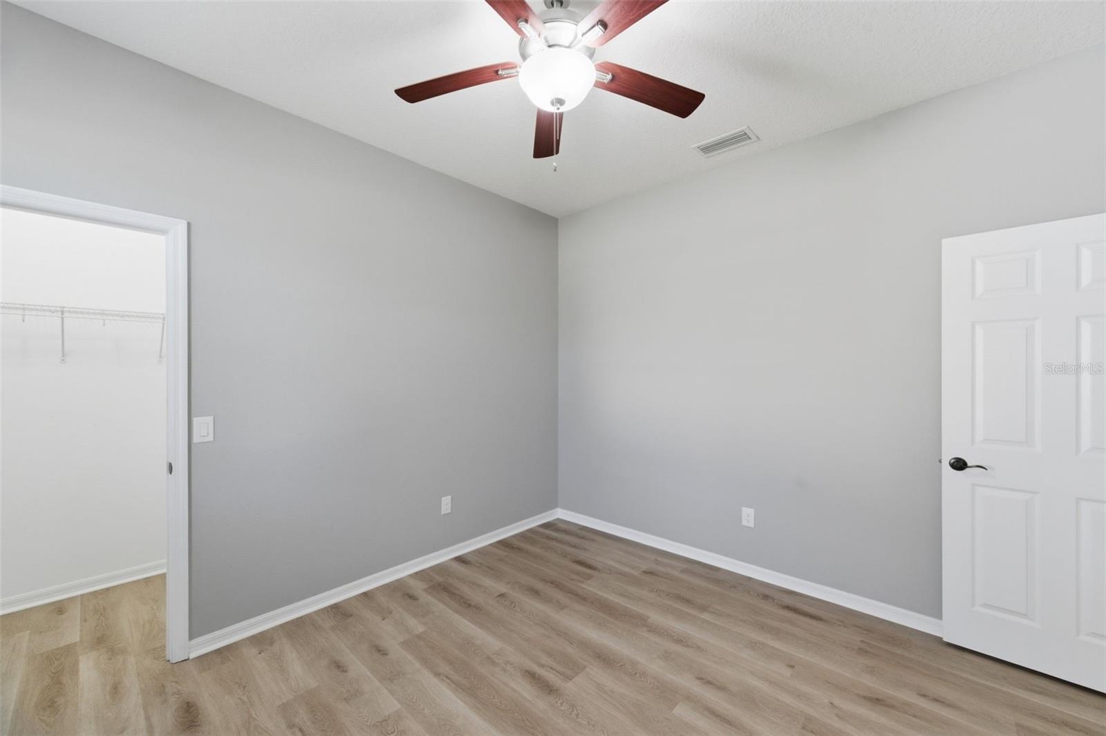 WATERS EDGE - Residential