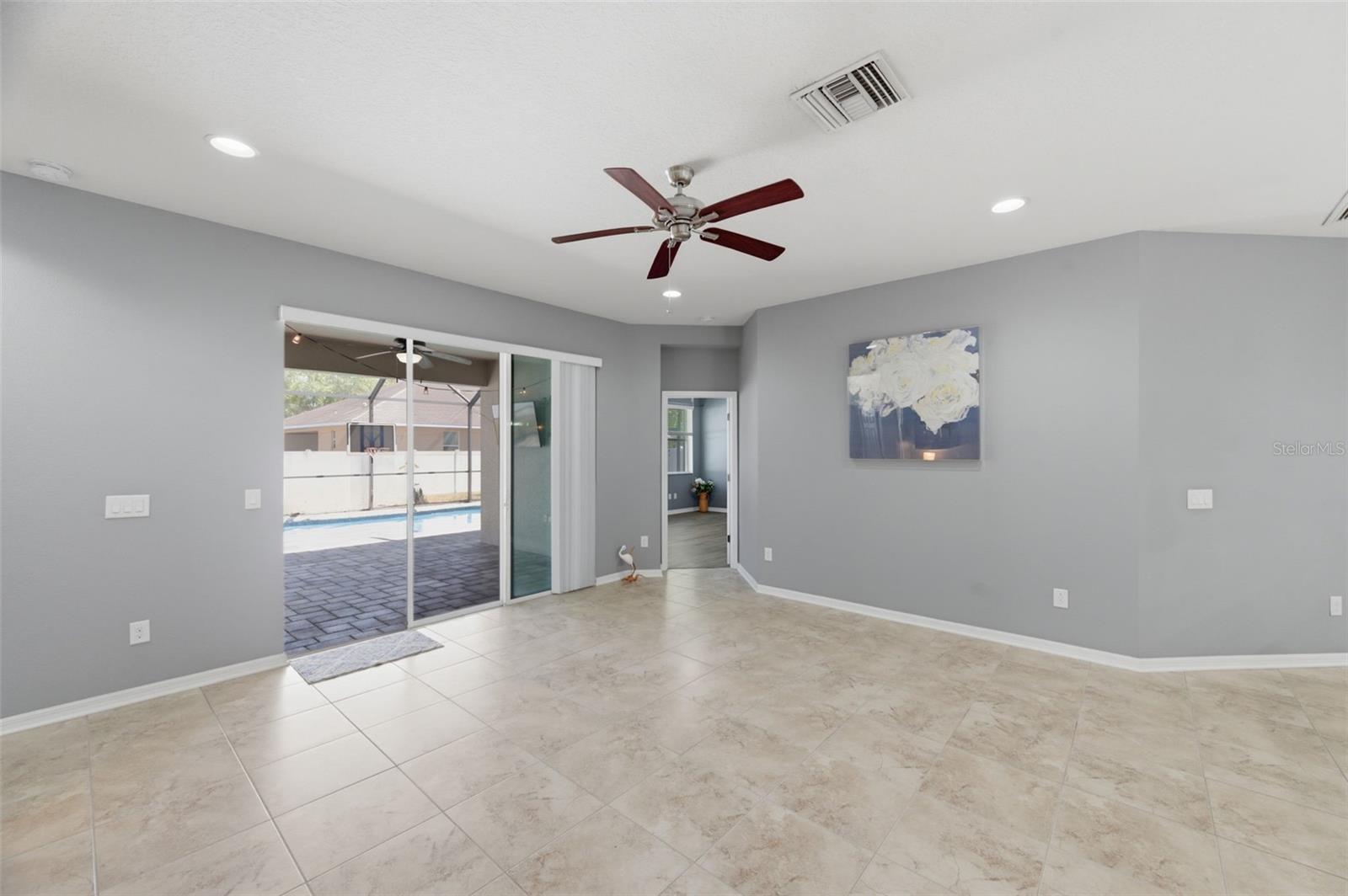 WATERS EDGE - Residential