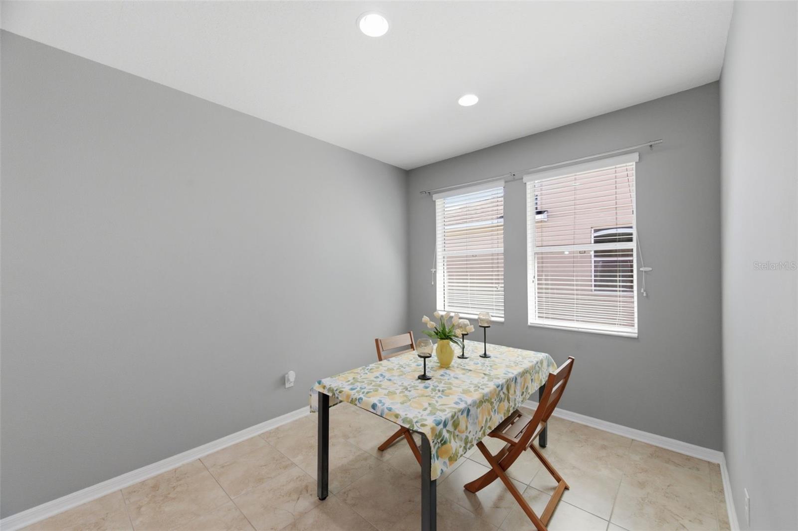 WATERS EDGE - Residential